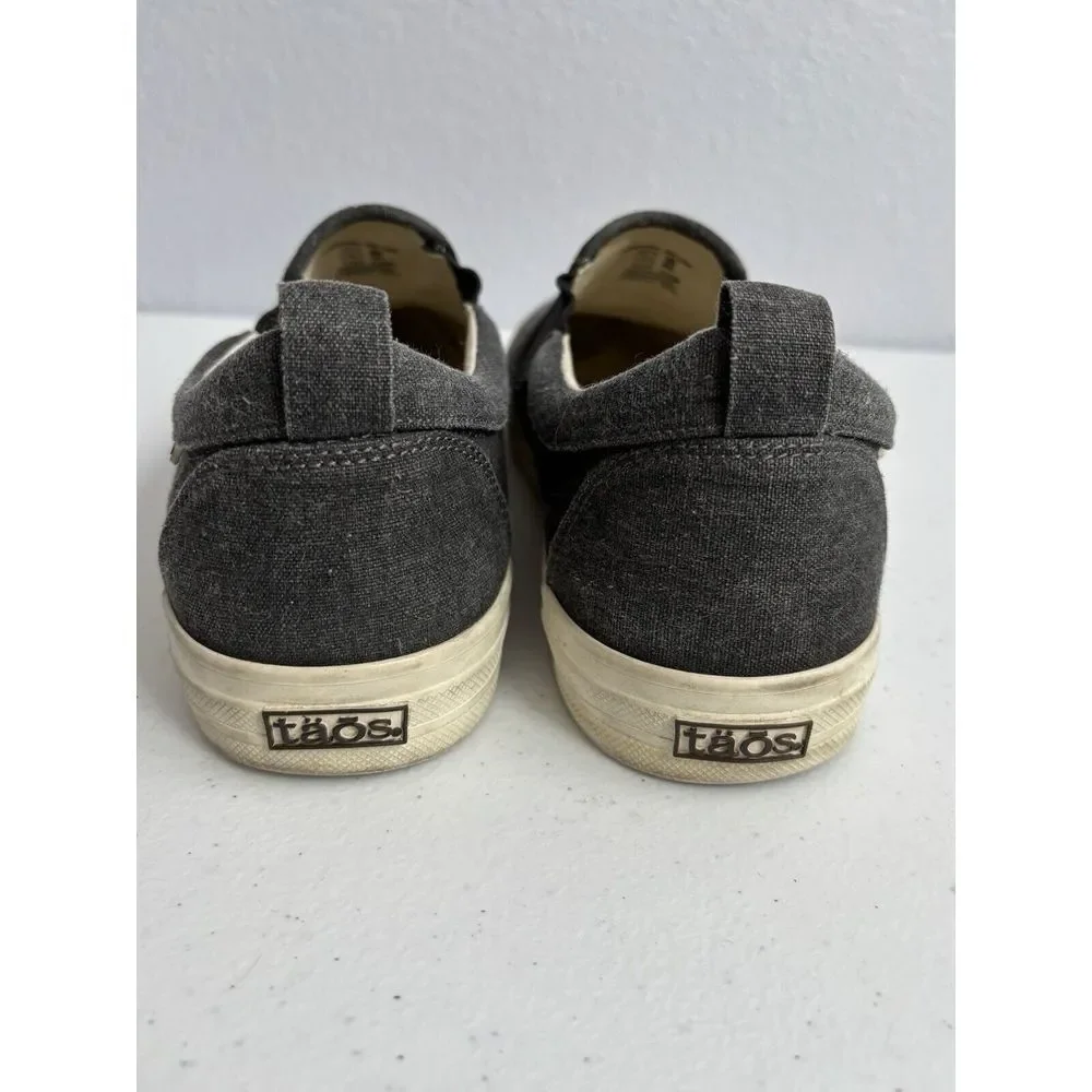 Taos Men's Size 10 Gray Canvas‎ Slip on Flat White Bottom Casual Shoes